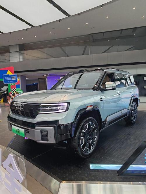 惠州312比亚迪方程豹硬派越野的爆款，英菲尼迪35周年与你共成长